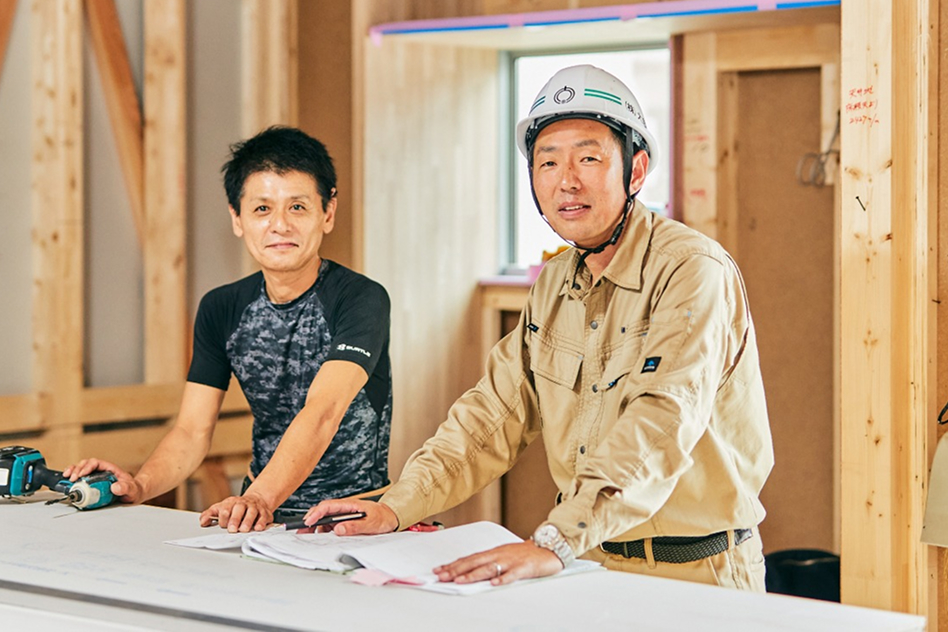 建設部スタッフの写真